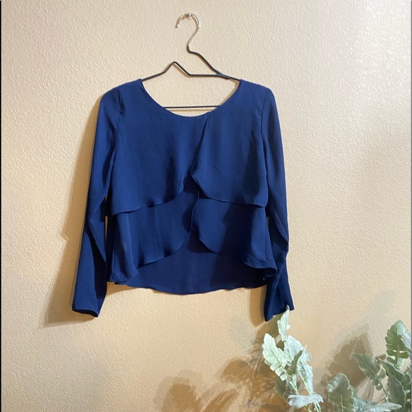 Deep blue blouse - Picture 2 of 3